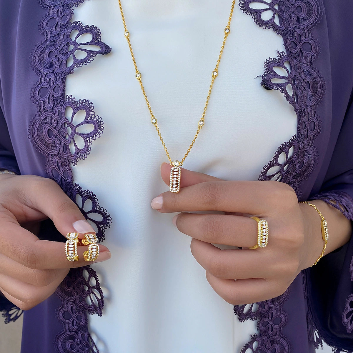 Fyne / Double Set Gold