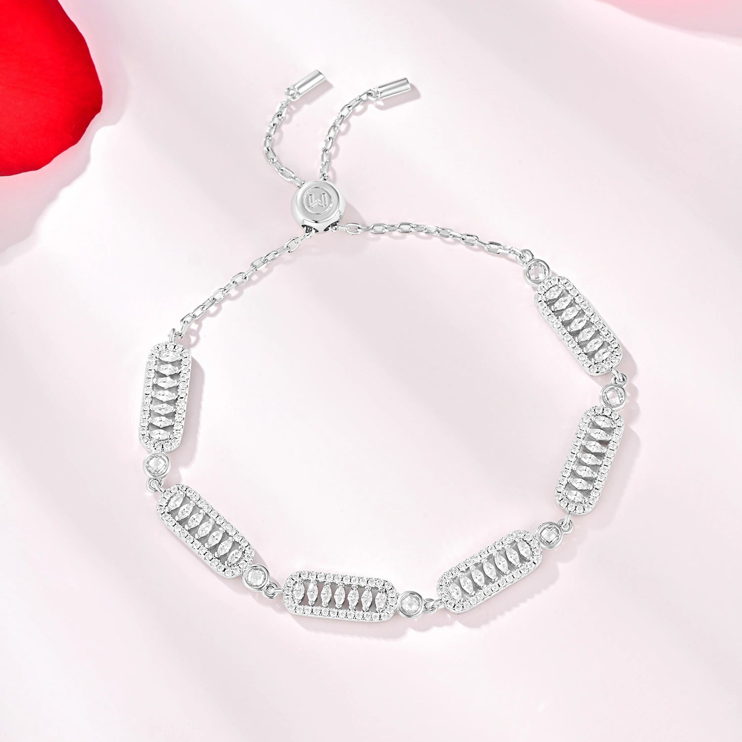 سوار فاين بتصميم متعدد / اللون الفضي