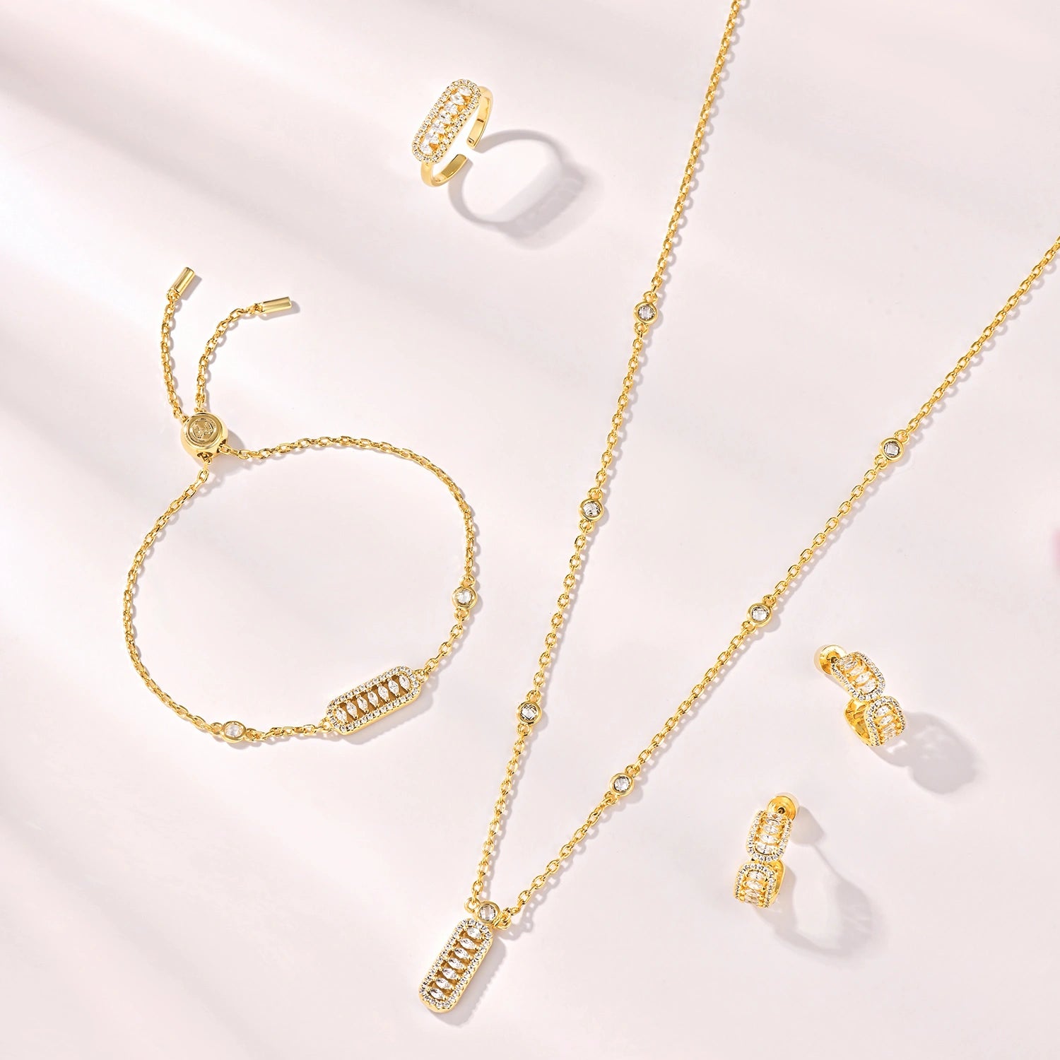 Fyne / Double Set Gold