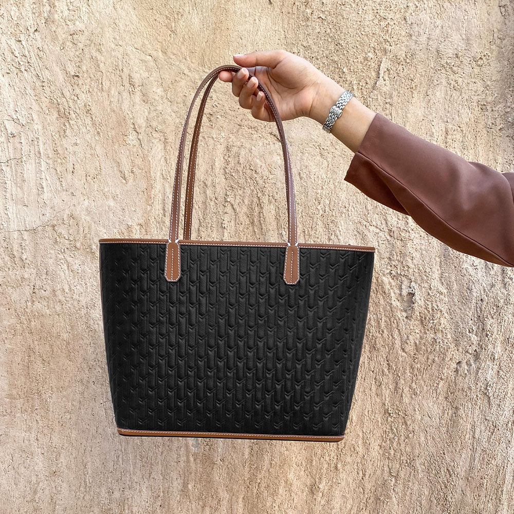 Travel Tote / Black and Tan