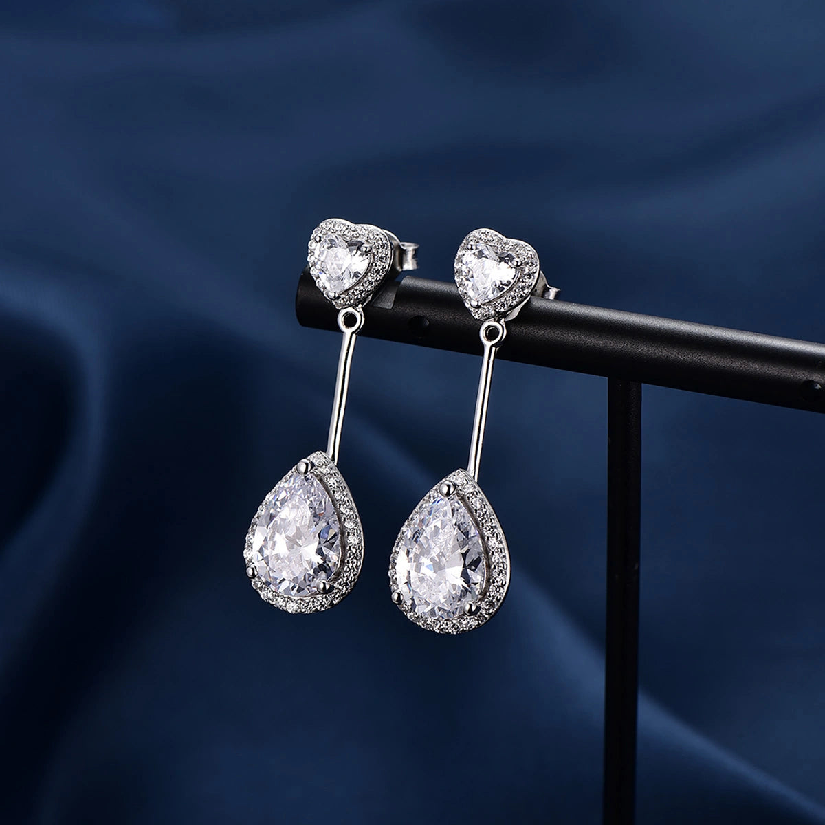 Charming Heart / Earrings Silver