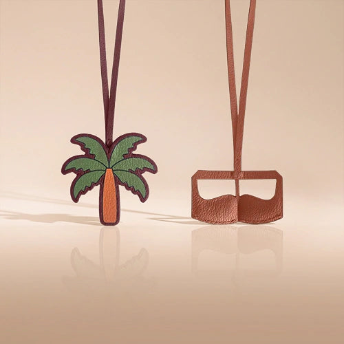 Charms_a8f89d9c-a2f0-49c3-acc2-85911215c899