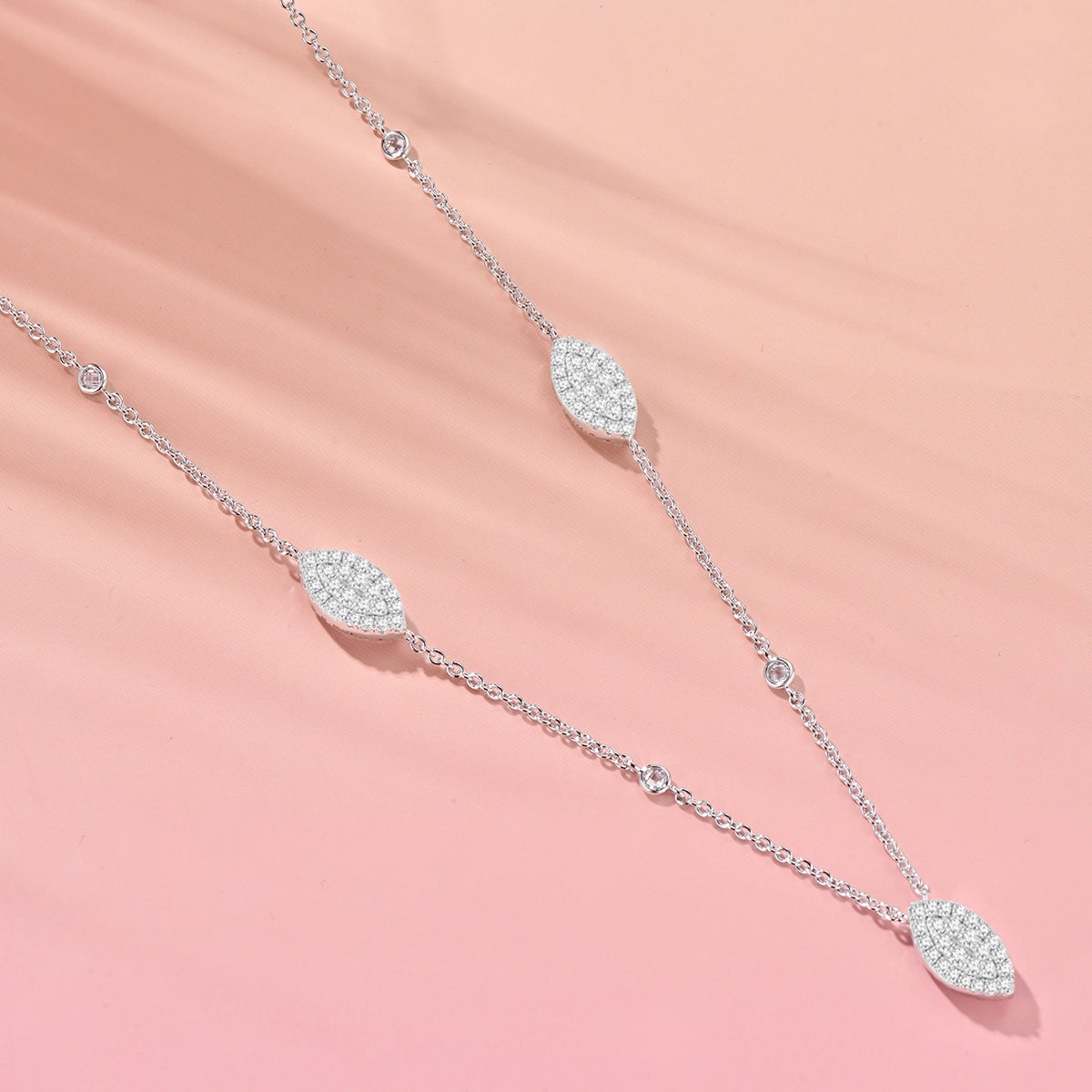 Daisy Leaf / Necklace Silver