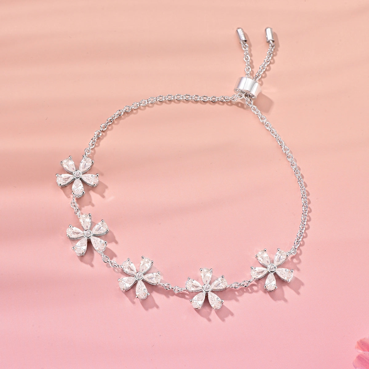Daisy Flower / Multi Motif Bracelet Silver