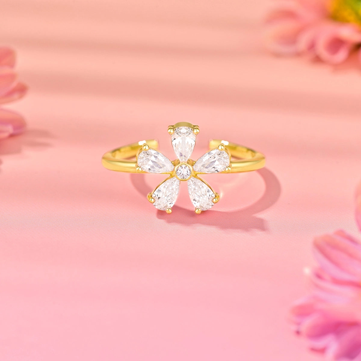 Daisy Flower / Ring Gold