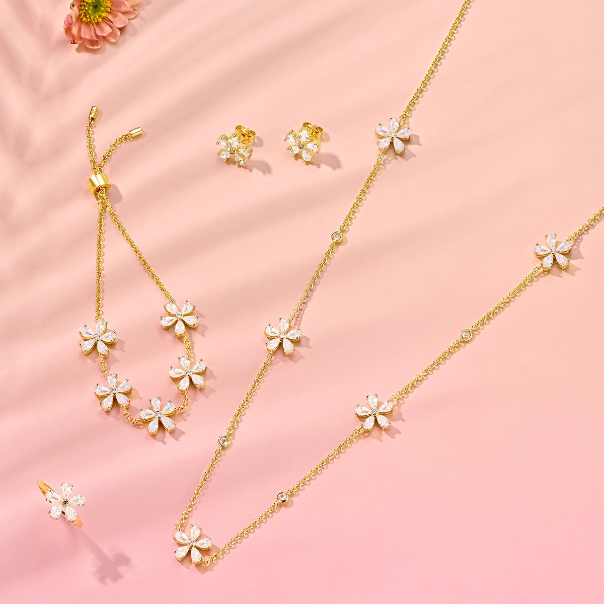 Daisy Flower / Multi Motif Set Gold