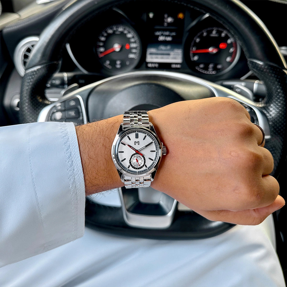 إيليمينت أبيض