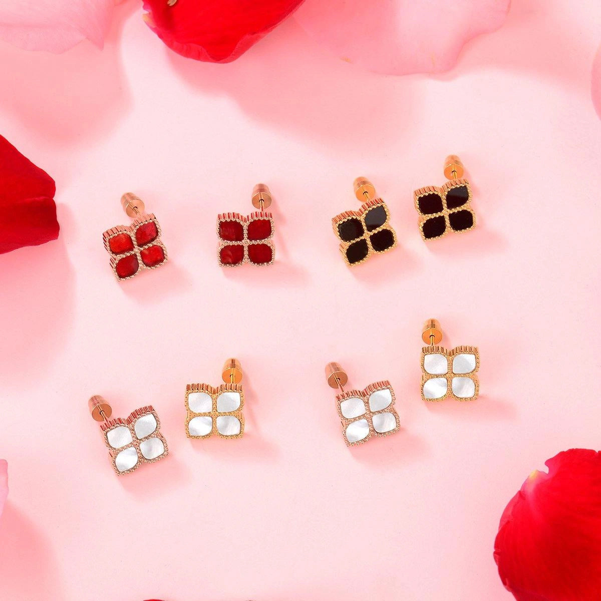 Joory / Earrings Black Gold