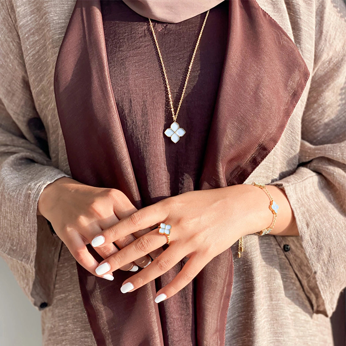 Joory / Necklace Pearl Gold