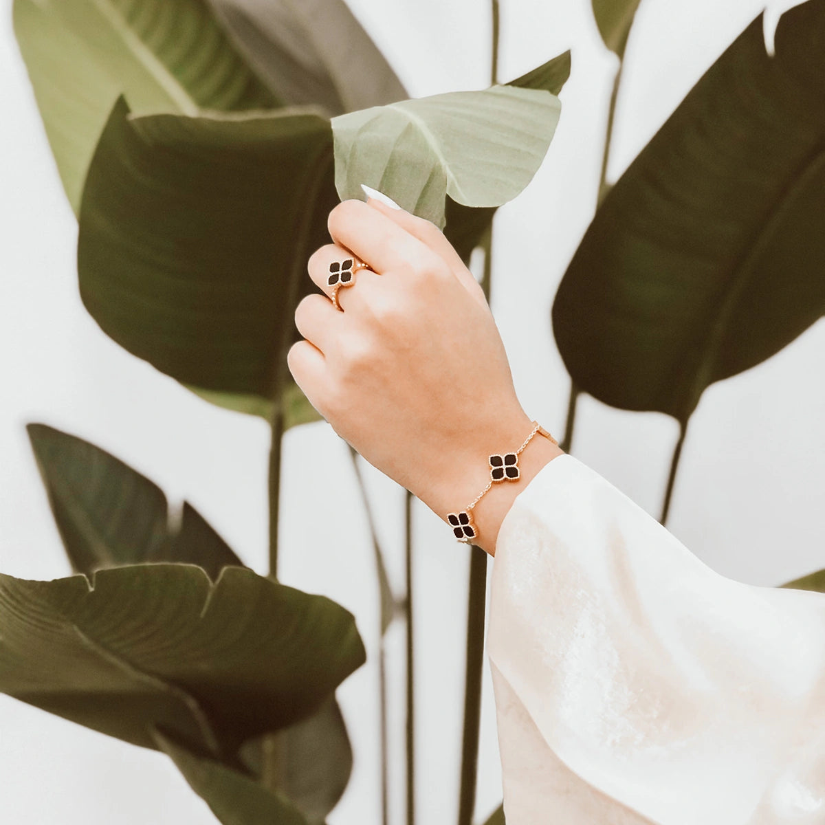 Joory / Necklace Black Rose Gold