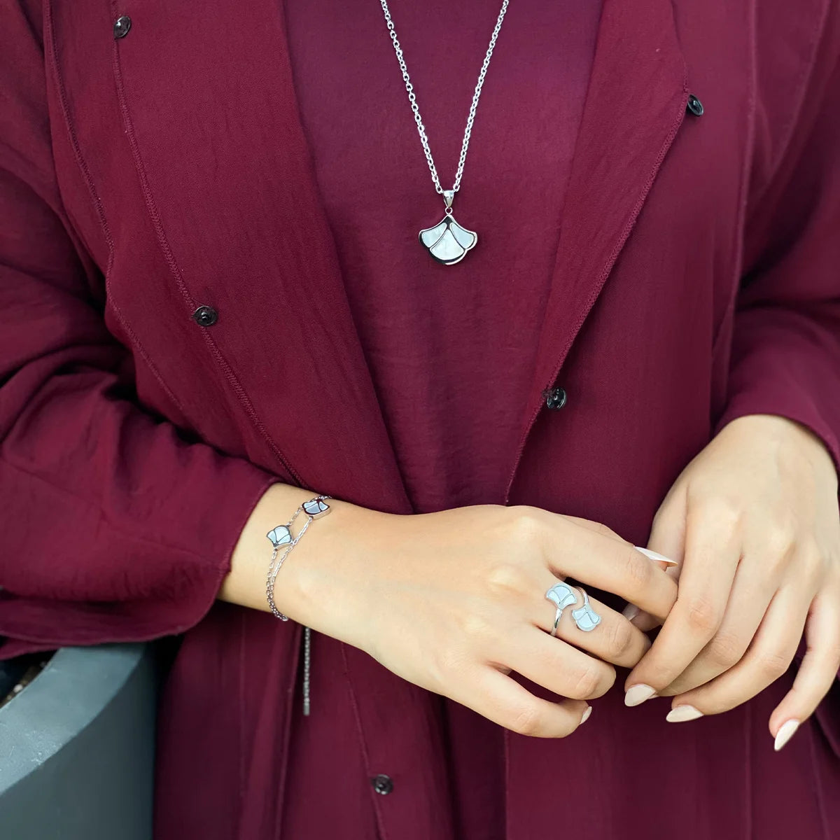 Tulip / Bracelet Pearl Silver