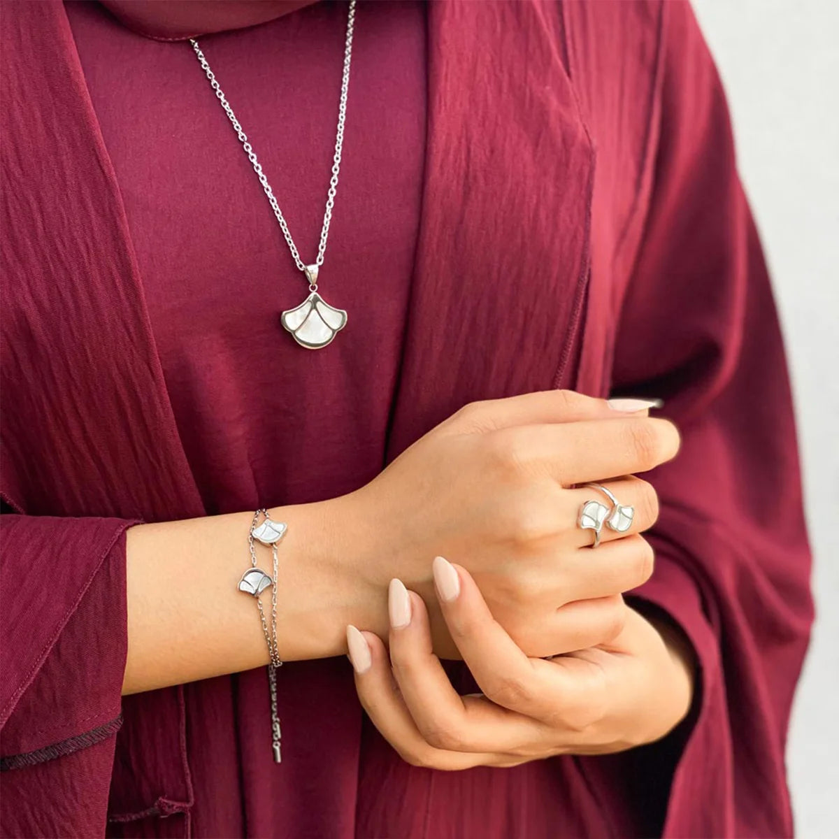 Tulip / Bracelet Pearl Silver