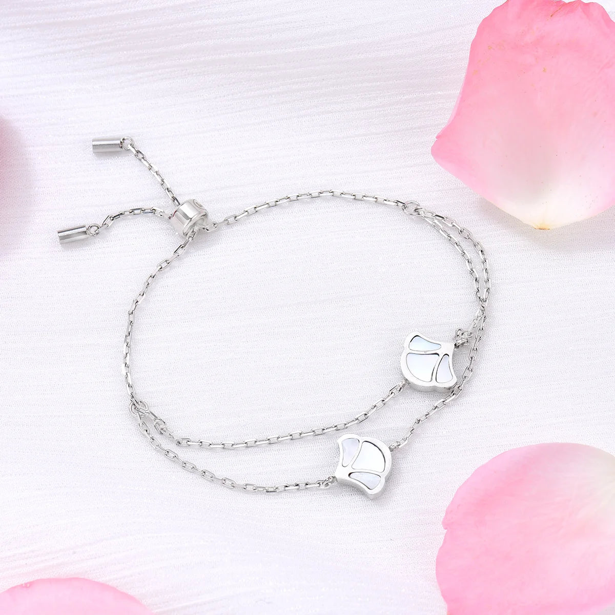 Tulip / Bracelet Pearl Silver