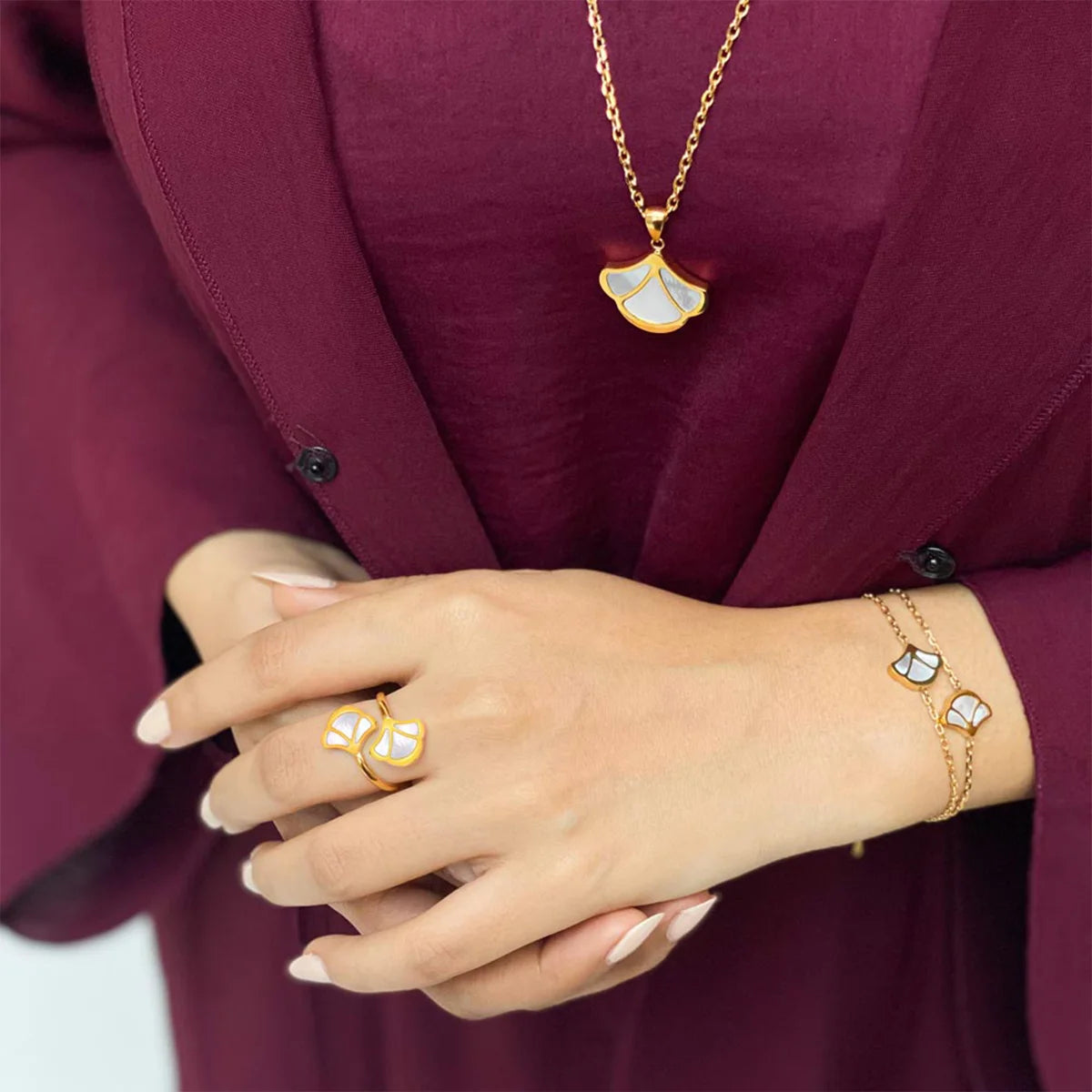 Tulip / Bracelet Pearl Gold