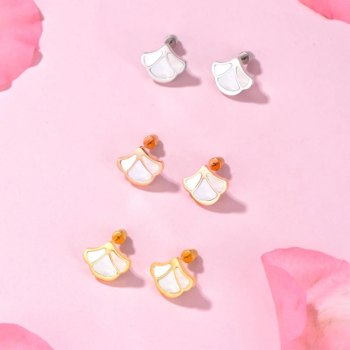 Tulip / Earrings Pearl Rose Gold