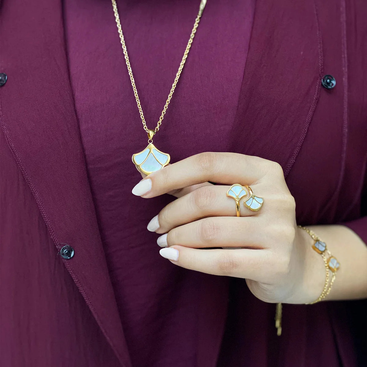 Tulip / Set Pearl Gold