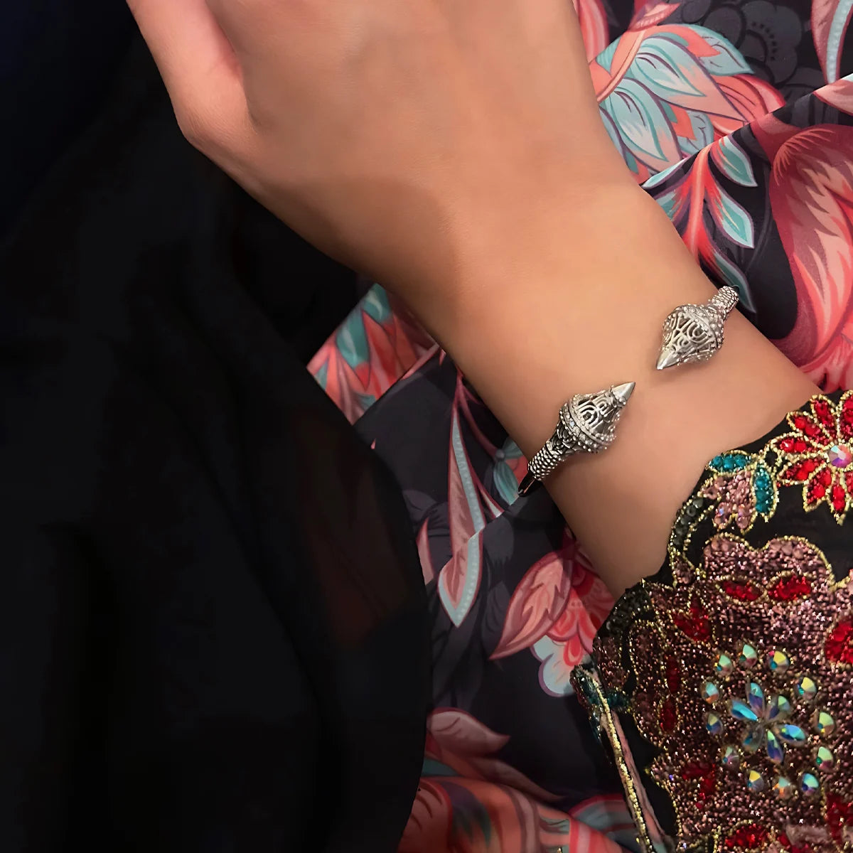 Lantern / Bangle Silver