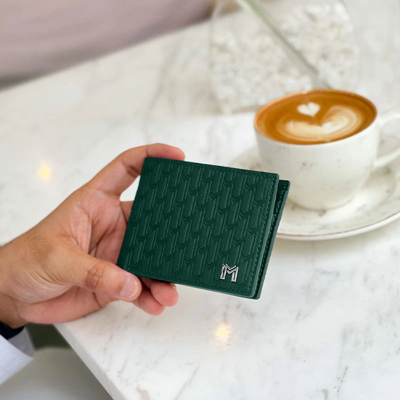 جلد الجمل اخضر / فضي