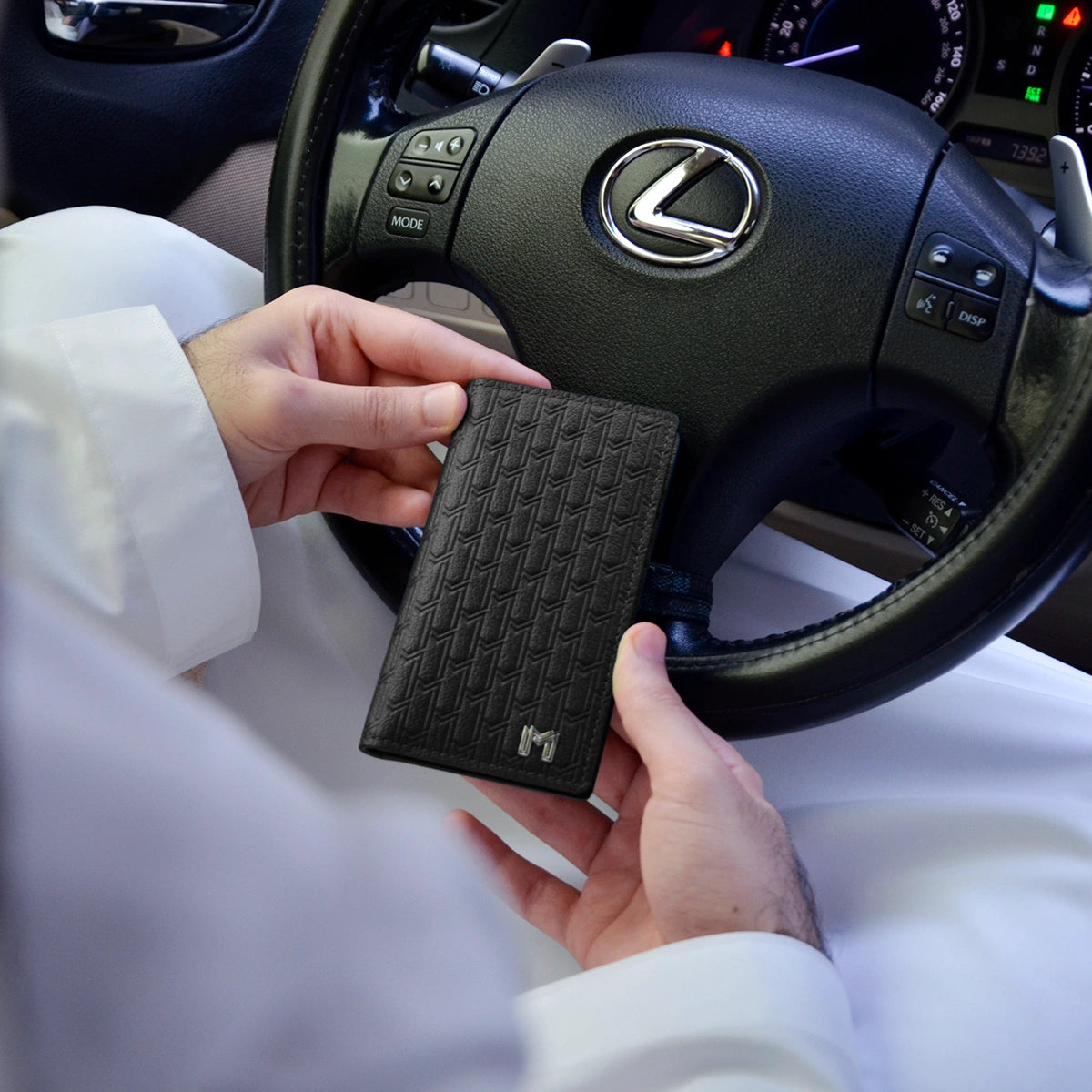 Camel Leather Black / Silver