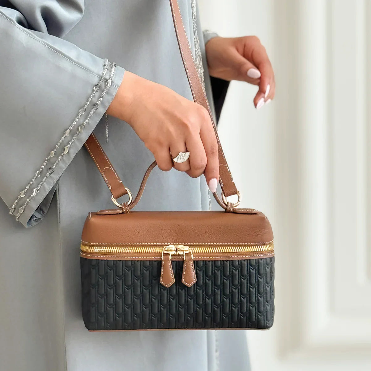 Maitha / Card Holder, Black & Tan - Gift Set