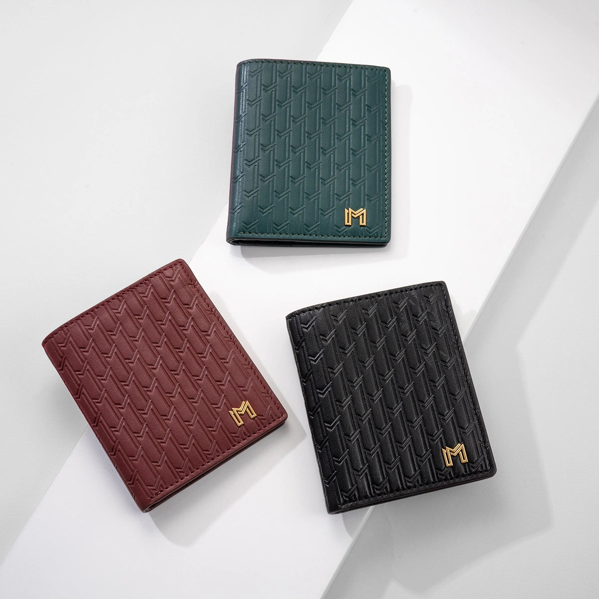 Italian Calfskin Leather Black / Gold