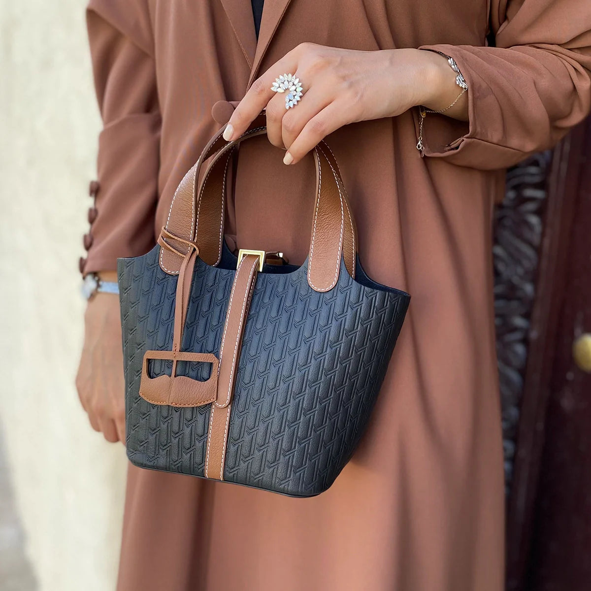 Alyazia / Organiser / Trifold Wallet / Burqa Charm - Gift Set