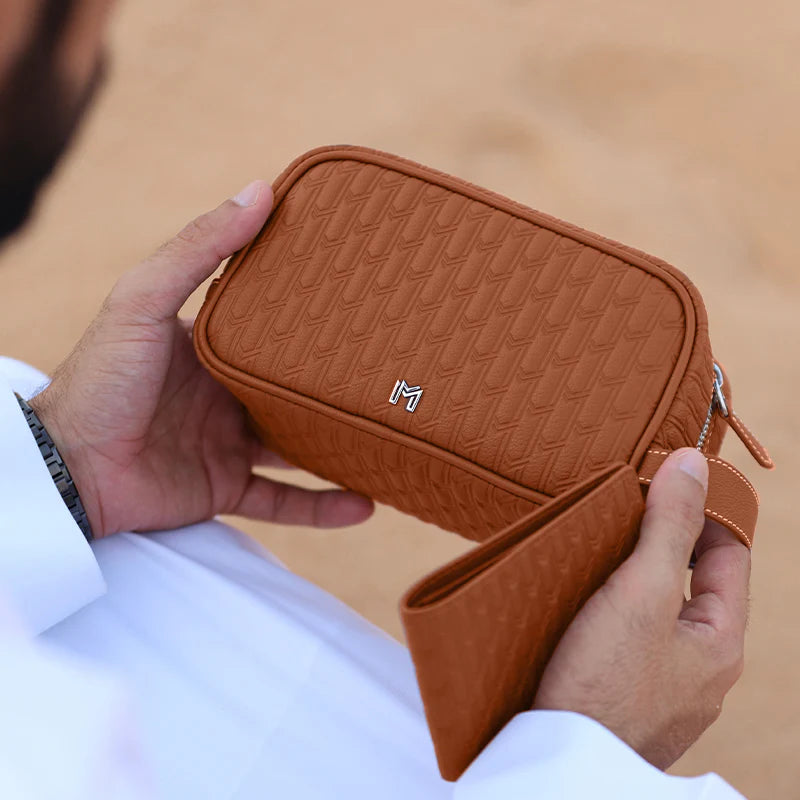 Travel Pouch Tan / Silver