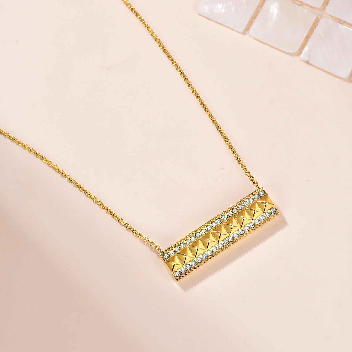 Noora / Necklace Gold