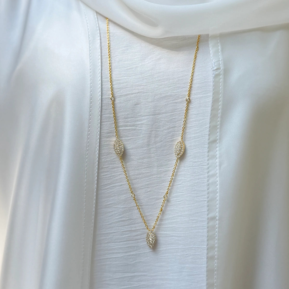 Daisy Leaf / Necklace Gold