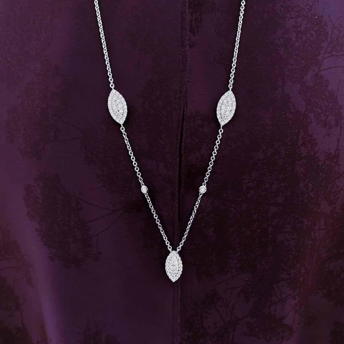 Daisy Leaf / Necklace Silver