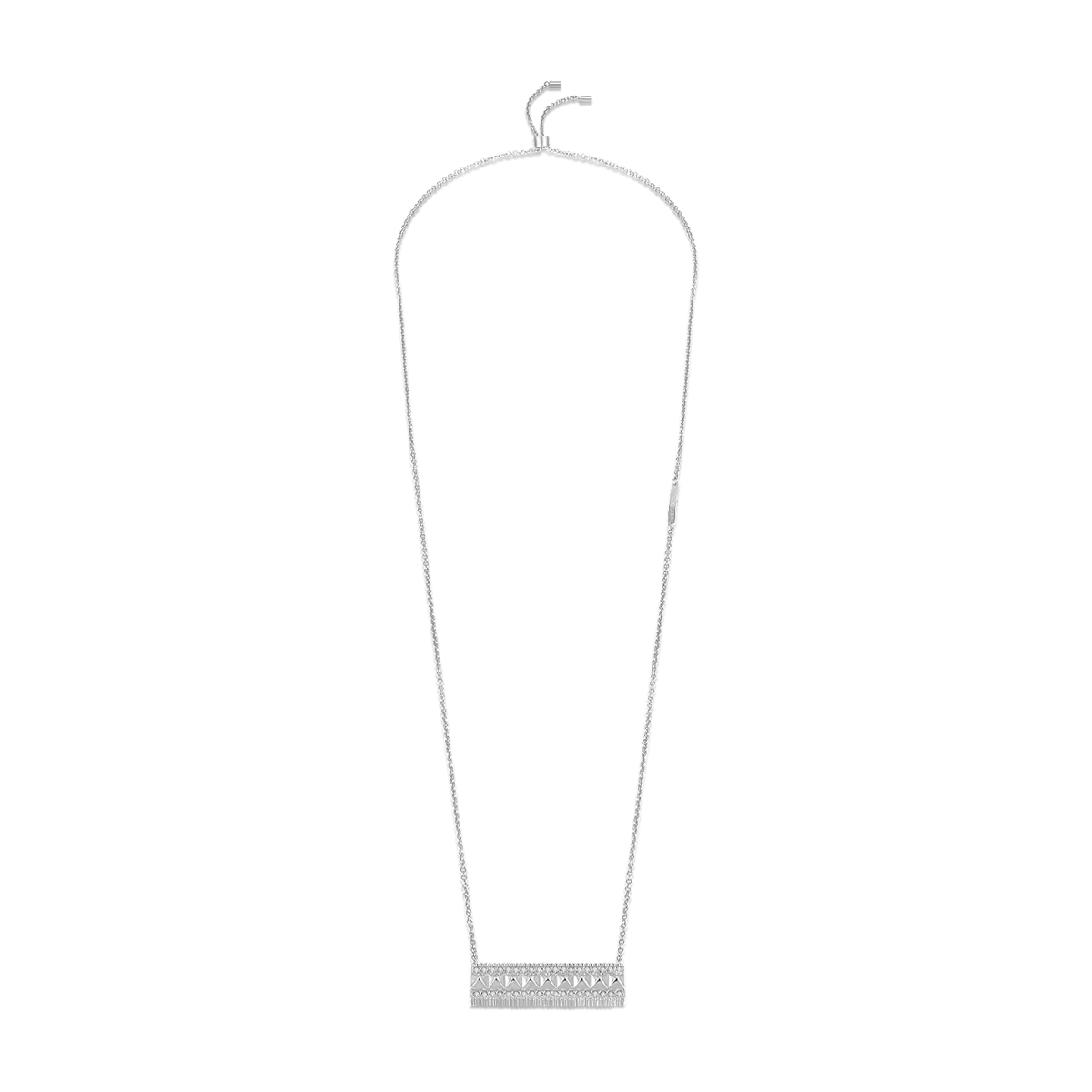 نورة / عقد باللون الفضي