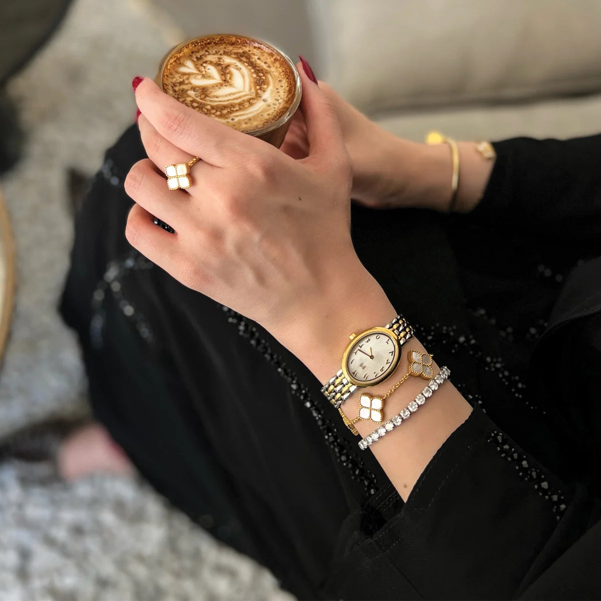 OVL13-1_cfbbce55-35f4-4132-8a7d-4c578e776404 | MINIMALIST