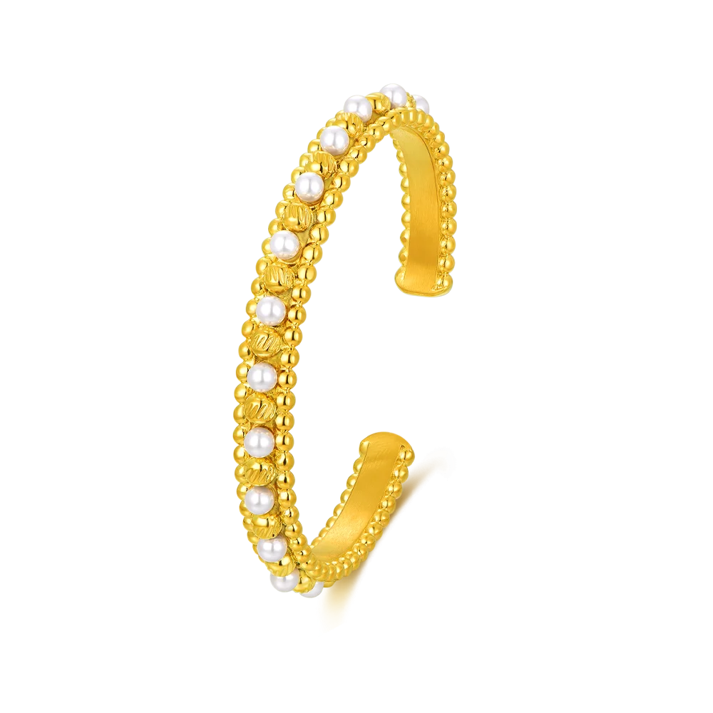 صدف / طقم باللون الذهبي