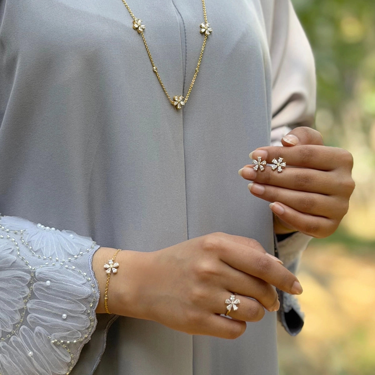 Daisy Flower / Simple Set Gold